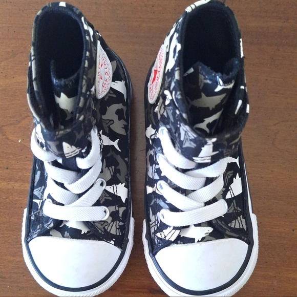 Converse All Star Shark Bite Canvas Sneakers Infant Boys Size 6 - Picture 9 of 10